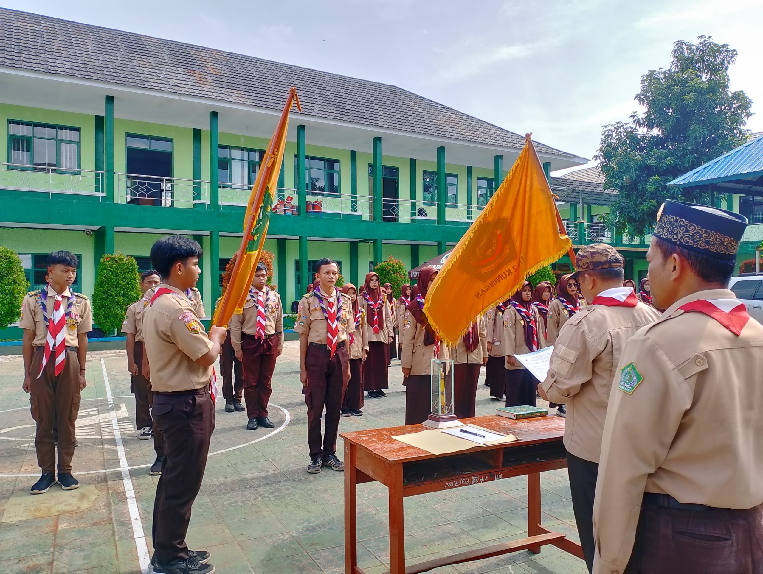 Read more about the article RESMI Serah Terima Jabatan Pradana DI MAN 2 Kuningan